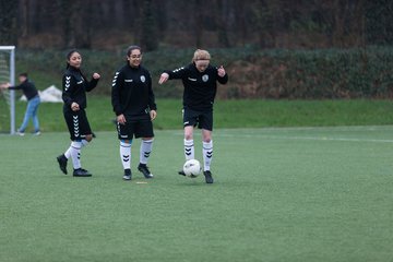 Bild 33 - B-Juniorinnen Harburger TB - HSV : Ergebnis: 1:3